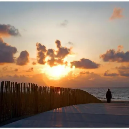 아파트 At The Promenade And 노르트베이크