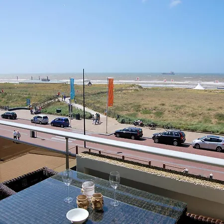 In Near アパート